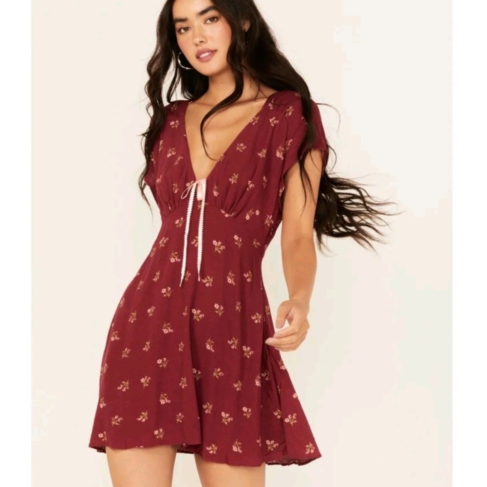 Free People Burgundy Floral V-Neck Mini Dress Smocked Back Ribbon Tie Small‎